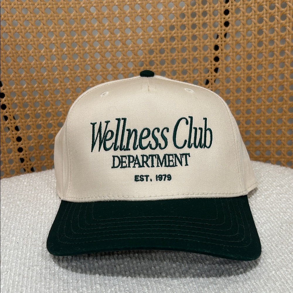 Ellesse Cream and Black Snapback Baseball Cap